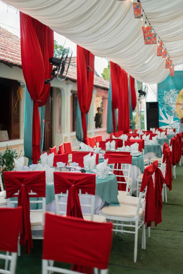 Artisan Entreprise de location chaises et tables professionnel