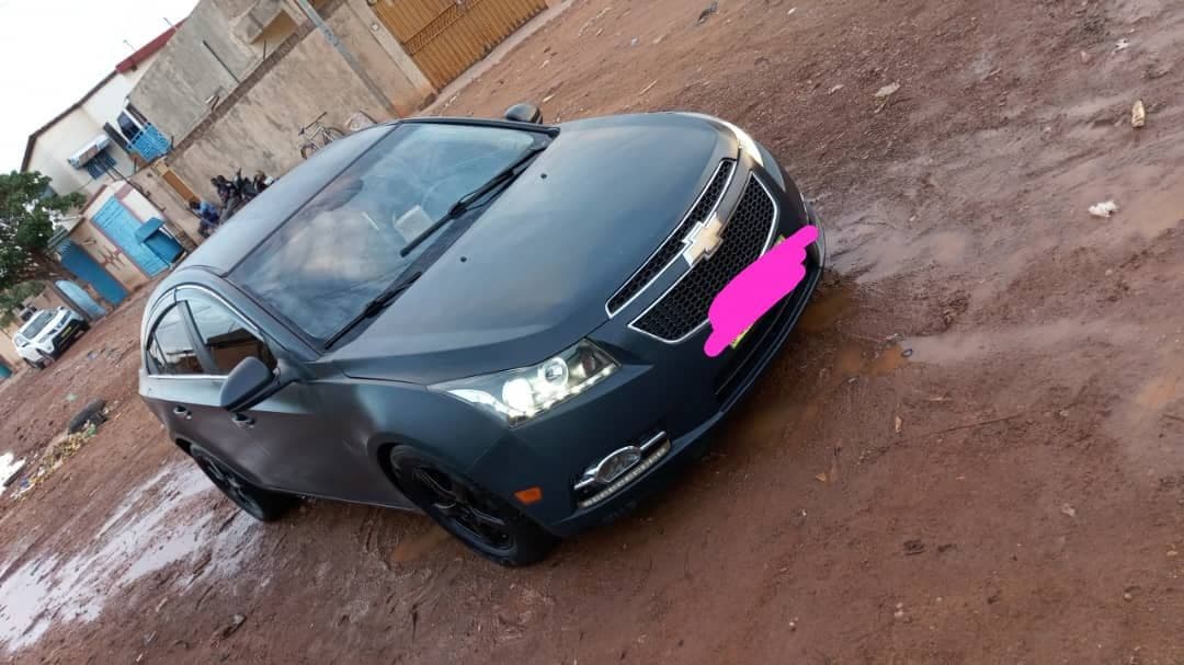 Chevrolet cruze en location à 25,000F CFA/ Jour.
Possibilité de louer avec ou sans chauffeur